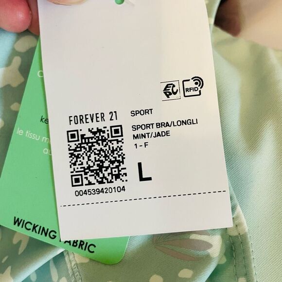 Forever 21 Long Line Sports Bra LARGE Jade Square Neck Moisture Wicking Gym NWT - Picture 5 of 9